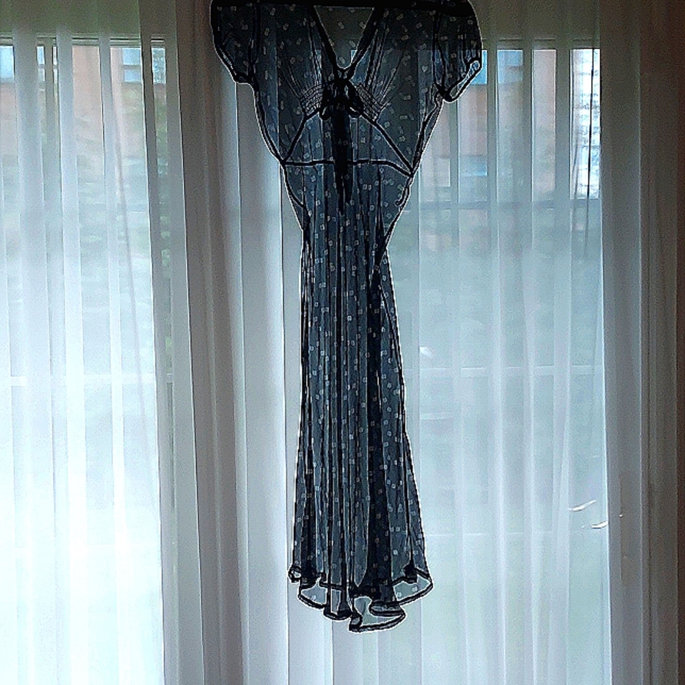 Rebecca 100%black & white silk tea length dress size 6